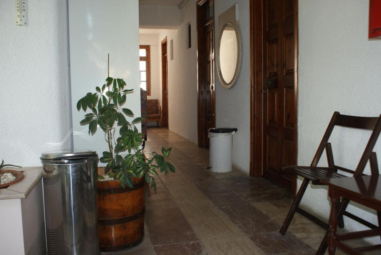 Hotel Agni -Enoikiazomena Diamerizmata Kallithea  Екстер'єр фото