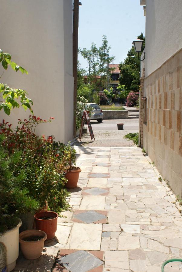 Hotel Agni -Enoikiazomena Diamerizmata Kallithea  Екстер'єр фото
