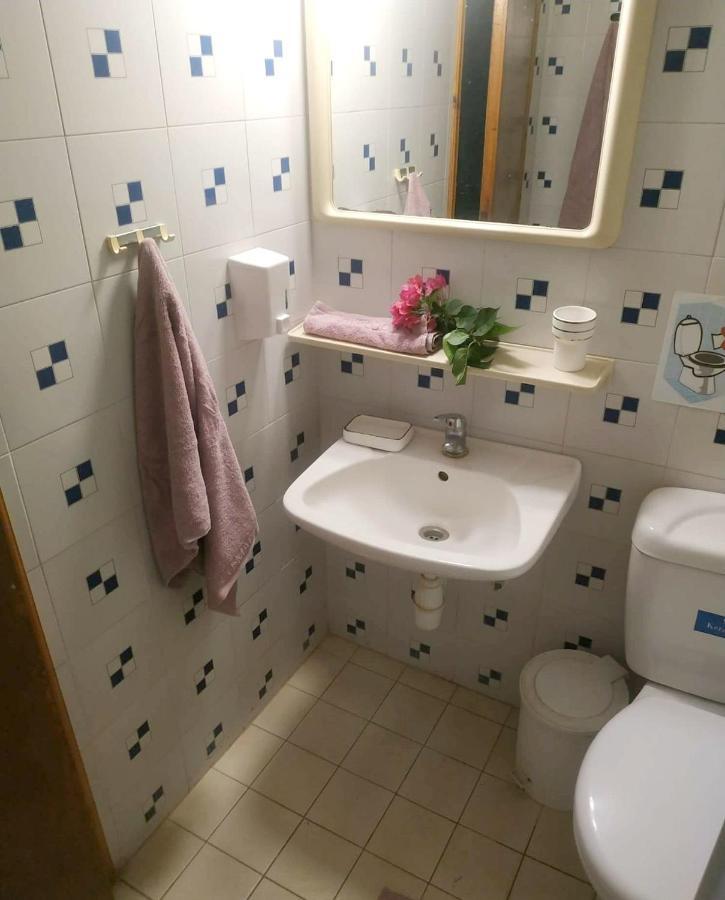 Hotel Agni -Enoikiazomena Diamerizmata Kallithea  Екстер'єр фото
