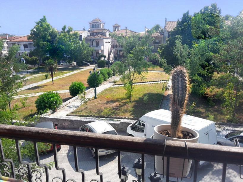 Hotel Agni -Enoikiazomena Diamerizmata Kallithea  Екстер'єр фото